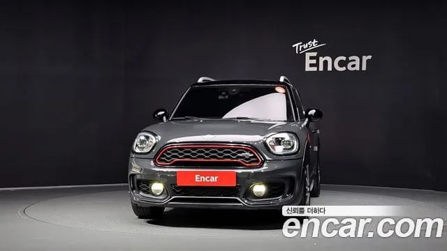 Mini Countryman Cooper SD Country Man 2019 года - вид 3