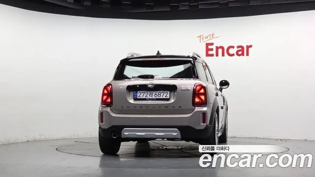 Mini Countryman Cooper Country Man 2023 года - вид 4