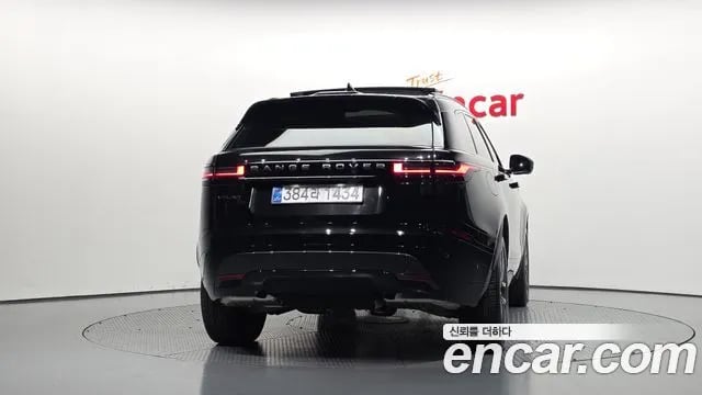 Land Rover Range Rover Velar Range Rover Bella 2026 года - вид 4