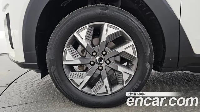 KG Mobility (Ssangyong) Torres Torres EVX 2024 года - вид 5
