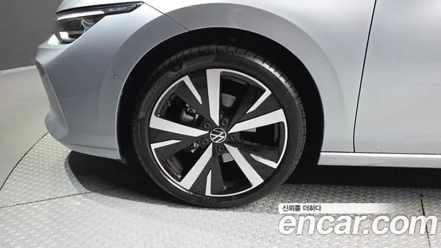 Volkswagen Golf Golf 8th Generation 2026 года - вид 5