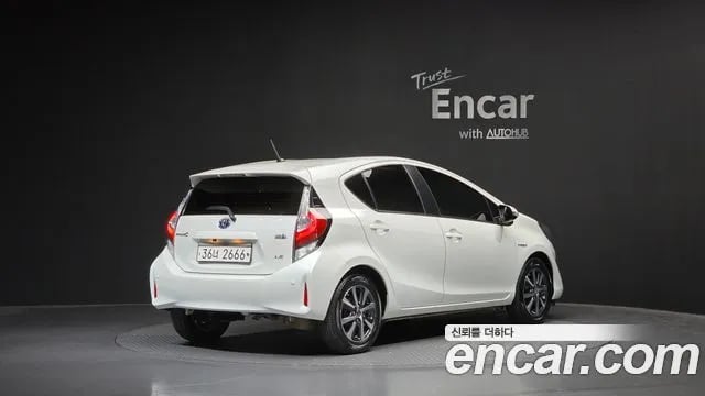 Toyota Prius Prius C 2018 года - автомобиль из Южной Кореи