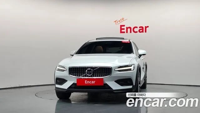 Volvo V60 V60 Cross-country 2nd Generation 2022 года - вид 2