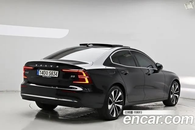 Volvo S60 S60 3rd generation 2022 года - вид 4