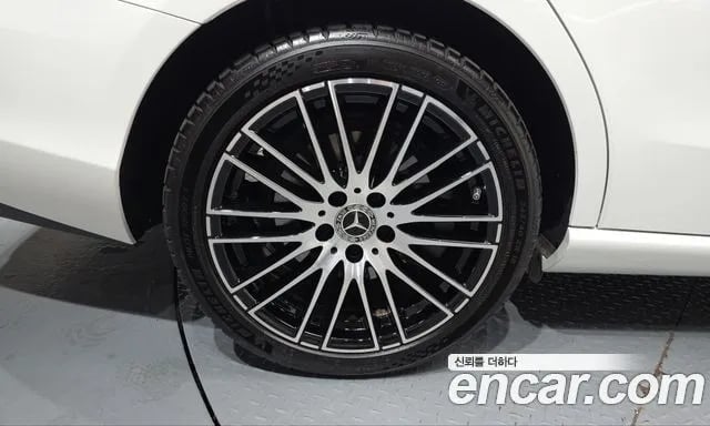 Mercedes-Benz C-Class C-Class W206 2025 года - вид 4