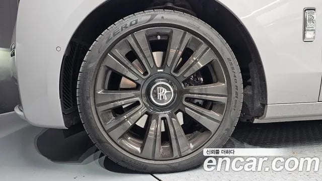 Rolls-Royce Ghost Ghost 2nd Generation 2020 года - вид 5