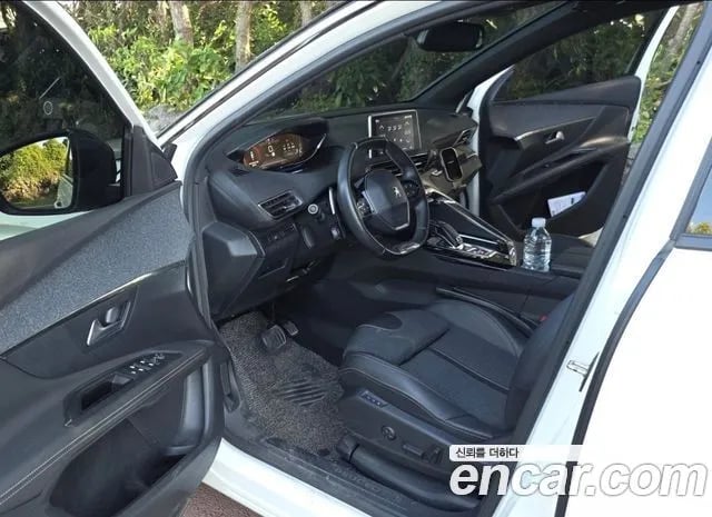 Peugeot 3008 3008 second generation 2020 года - вид 5