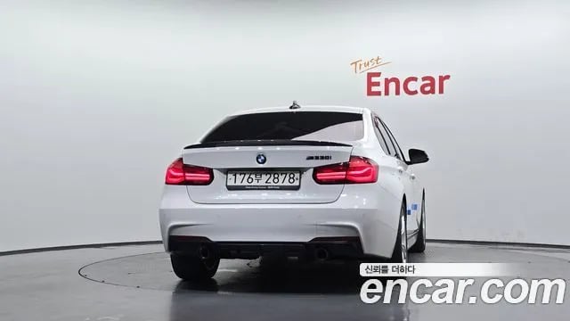 BMW 3-Series 3 Series (F30) 2018 года - вид 4