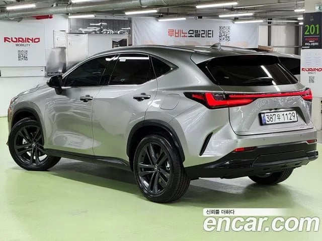 Lexus NX NX350h Second generation 2026 года - вид 3