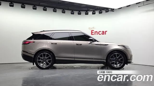 Land Rover Range Rover Velar Range Rover Bella 2026 года - вид 5