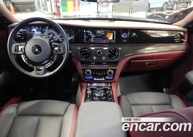 Rolls-Royce Ghost Ghost 2nd Generation 2022 года - вид 4
