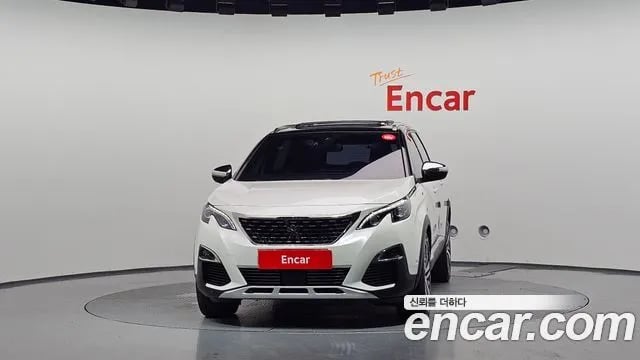 Peugeot 5008 5008 second generation 2018 года - вид 3