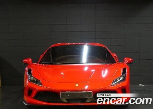Ferrari F8 F8 Spider 2021 года - вид 1