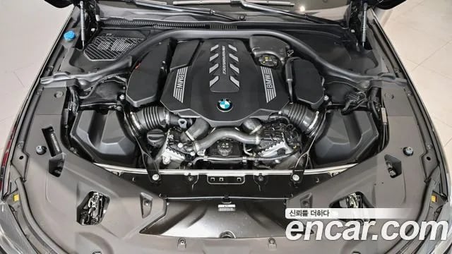 BMW 8-Series 8 Series (G15) 2025 года - вид 6