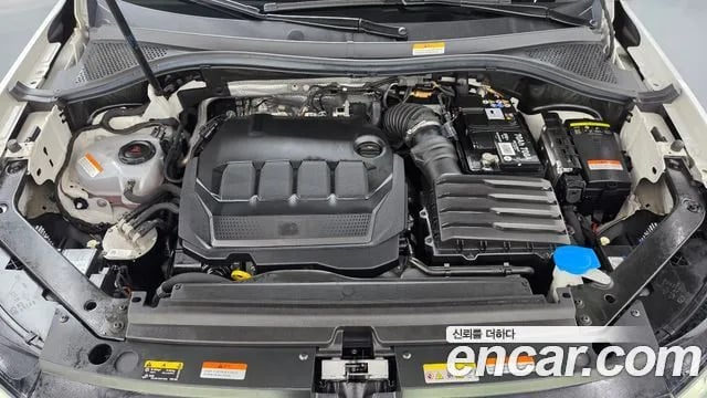Volkswagen Tiguan Tiguan second Generation 2021 года - вид 6
