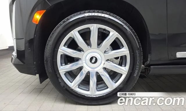 Cadillac Escalade Escalade 5th Generation 2024 года - вид 4