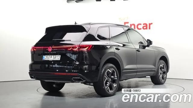 Volkswagen Touareg Tuareg 3rd generation 2025 года - вид 2