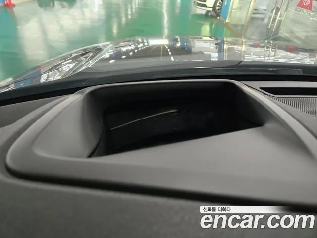Land Rover Range Rover Evoque Range Rover Evoque 2nd Generation 2025 года - вид 4