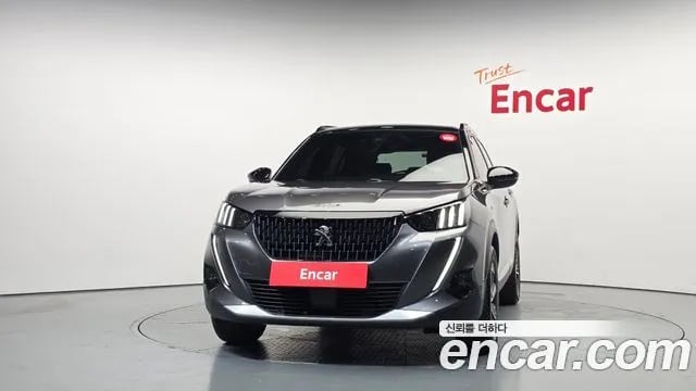 Peugeot 2008 2008 Second generation 2021 года - вид 3