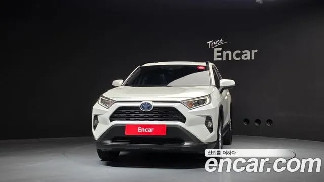 Toyota RAV4 RAV4 5th Generation 2019 года - вид 3
