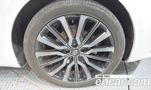 Renault Korea (Samsung) SM6 The New SM6 2024 года - вид 4