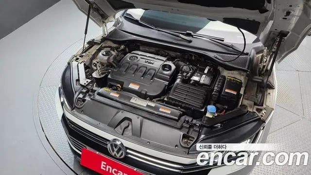 Volkswagen Arteon Atheon 2018 года - вид 6