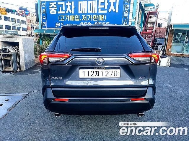 Toyota RAV4 RAV4 5th Generation 2021 года - вид 6