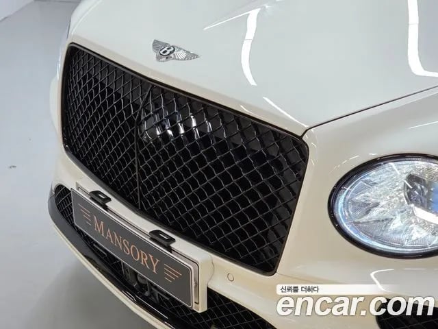 Bentley Bentayga Benteiga 2024 года - вид 6