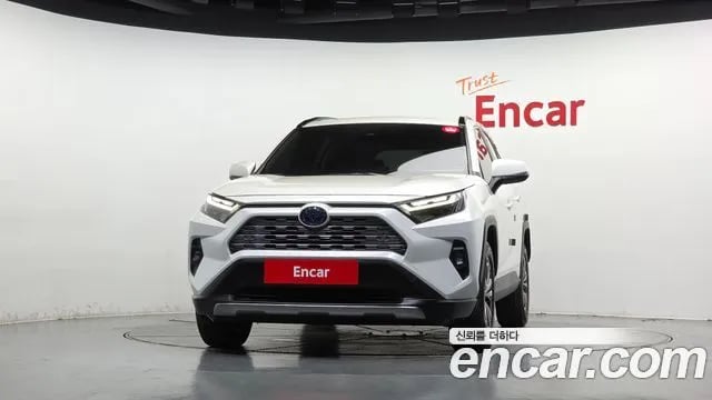 Toyota RAV4 RAV4 5th Generation 2022 года - вид 3
