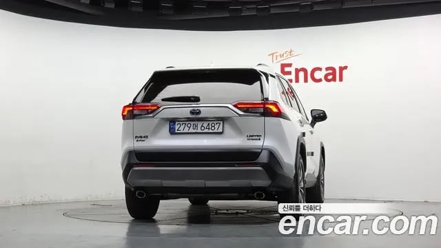 Toyota RAV4 RAV4 5th Generation 2022 года - вид 4