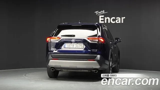 Toyota RAV4 RAV4 5th Generation 2023 года - вид 4