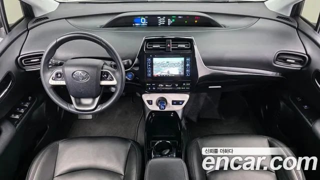 Toyota Prius Prius 4th Generation 2018 года - вид 6