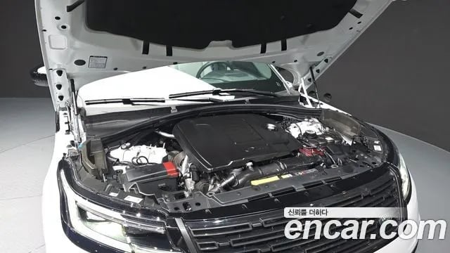 Land Rover Range Rover Velar Range Rover Bella 2026 года - вид 6
