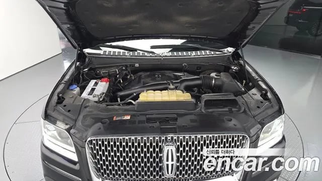 Lincoln Navigator Navigator 4th generation 2021 года - вид 6