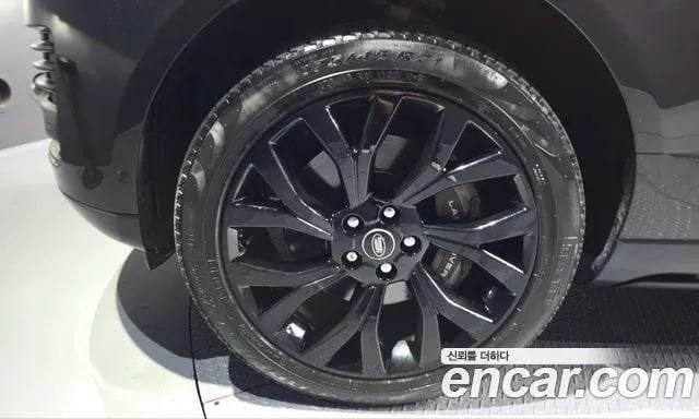 Land Rover Range Rover Range Rover 4th Generation 2018 года - вид 5