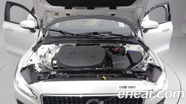 Volvo V60 V60 Cross-country 2nd Generation 2024 года - вид 6