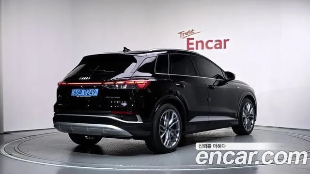 Audi Q4 e-tron Q4 e-Tron (F4) 2025 года - вид 2