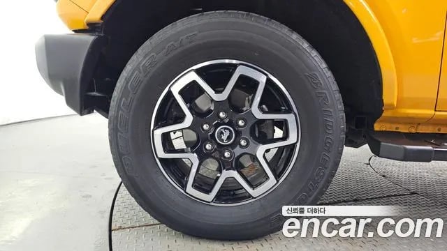 Ford Bronco Bronco 6th Generation 2022 года - вид 5