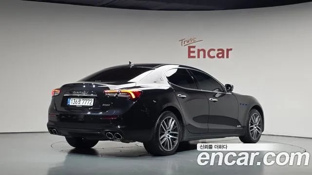 Maserati Ghibli Gibley 2021 года - вид 1