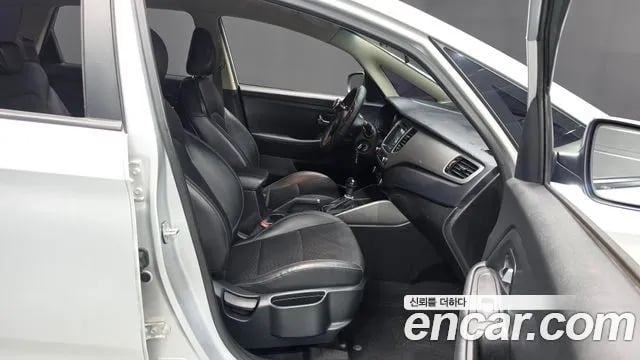 Kia Carens The New Carens 2018 года - похожие автомобили