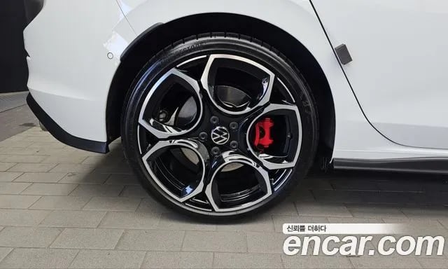 Volkswagen Golf Golf 8th Generation 2025 года - вид 5