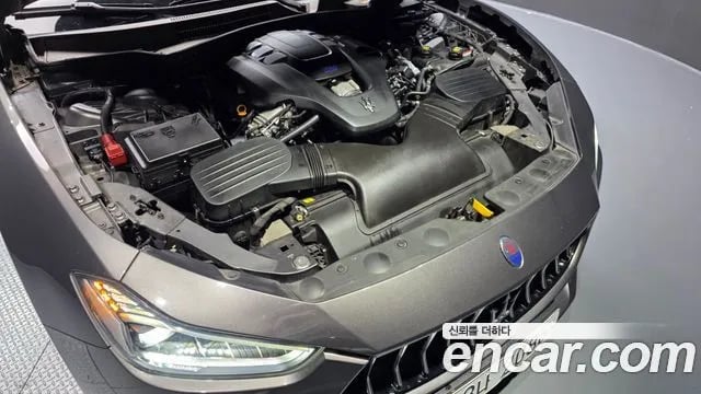 Maserati Ghibli Gibley 2019 года - вид 6