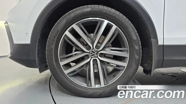 Volkswagen Tiguan Tiguan second Generation 2022 года - вид 4