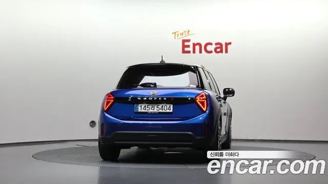 Mini Cooper Cooper S 4th Generation 2025 года - вид 4