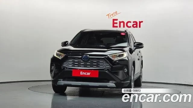 Toyota RAV4 RAV4 5th Generation 2021 года - вид 3