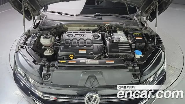 Volkswagen Arteon Atheon 2019 года - вид 6
