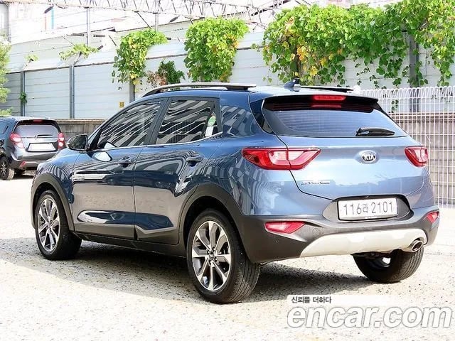 Kia Stonic Stony 2020 года - вид 3