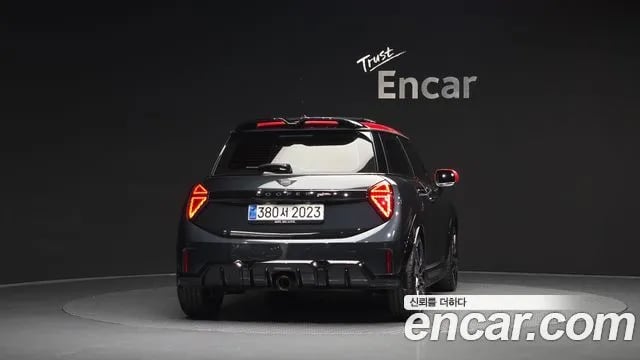 Mini Cooper Cooper S 4th Generation 2025 года - вид 3