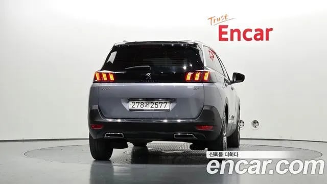 Peugeot 5008 5008 second generation 2024 года - вид 3