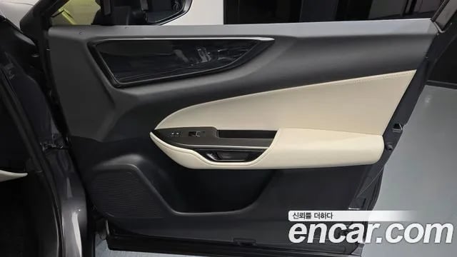 Lexus NX NX350h Second generation 2024 года - похожие автомобили